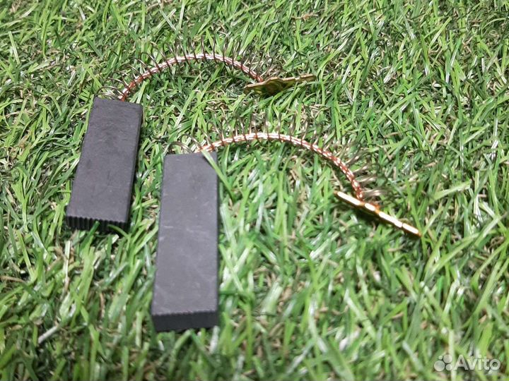 Щетки угольные 12,5*5*42 мм, к-т мономат пружина