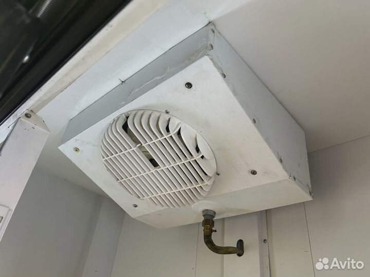 Продам холодильный шкаф