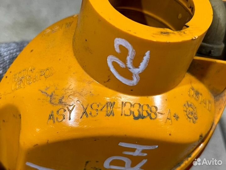 Указатель поворота правый Ford Focus I