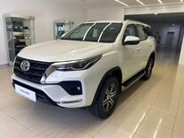 Новый Toyota Fortuner 2.8 AT, 2023, цена от 7 400 000 руб.