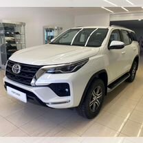 Новый Toyota Fortuner 2.8 AT, 2023, цена от 7 400 000 руб.