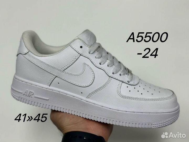 Кроссовки оптом