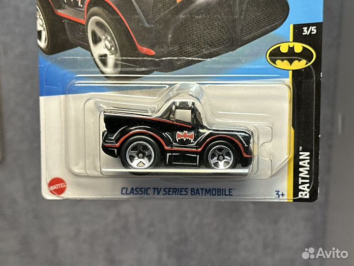 Hot wheels classic tv series batmobile / batman