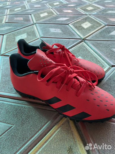 Бутсы adidas predator