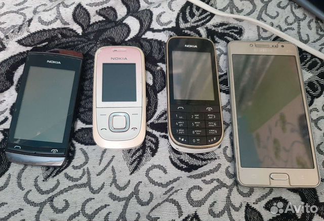 Мобильные телефоны на запчасти объявление продам