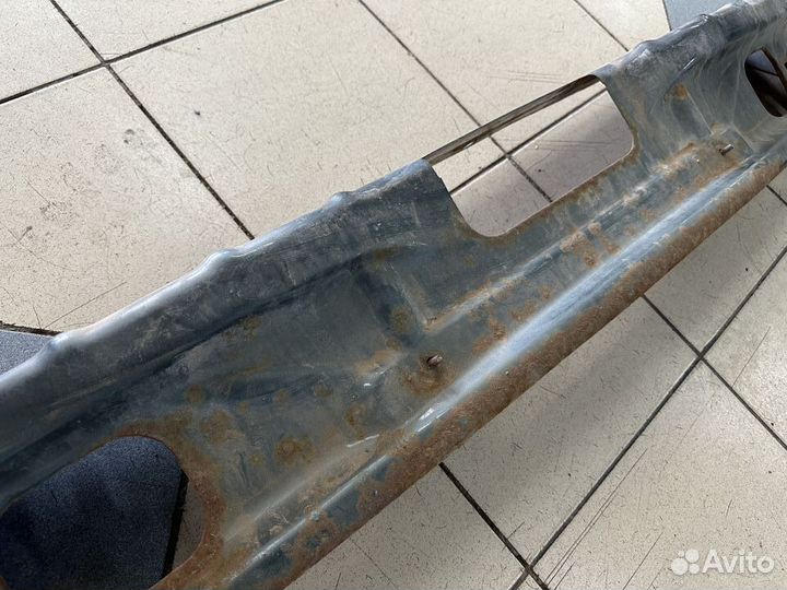 Усилитель заднего бампера Шевроле Нива Niva