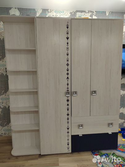 Шкаф в детскую