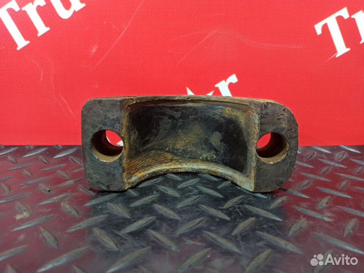 Кронштейн заднего стабилизатора