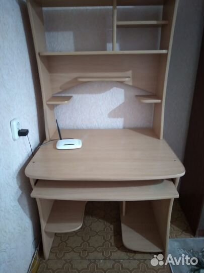 Компьютерный стол