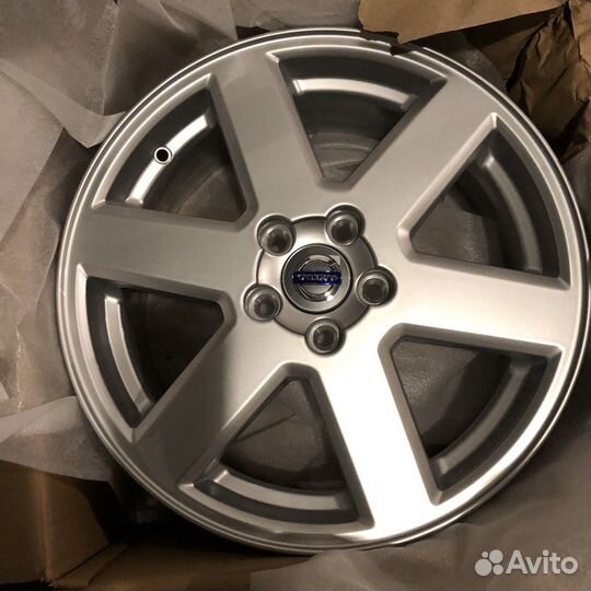 Диск литой R17.Volvo XC90.Оригинал.Новый