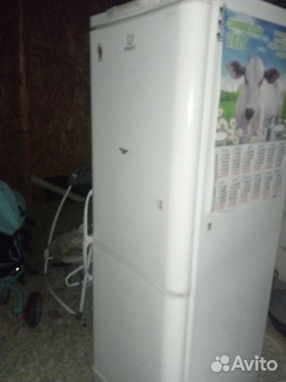 Холодильник бу