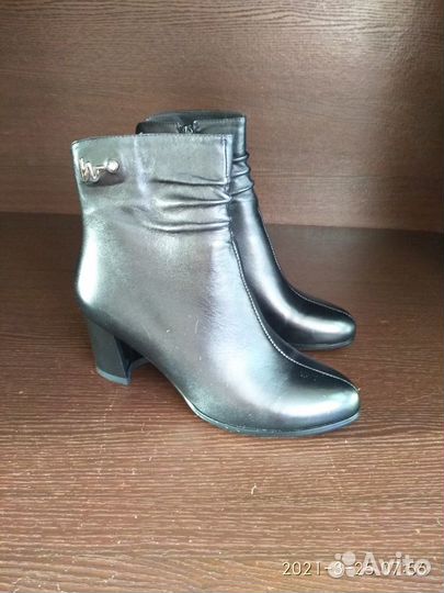 Ботинки женские демисезонные р. 37 герда новые
