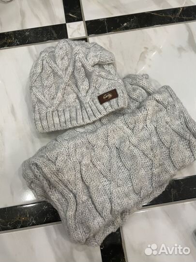 Зимний набор шапка и снуд