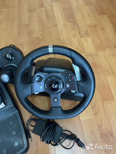 Logitech g920 с кпп в идеальном состоянии игровой