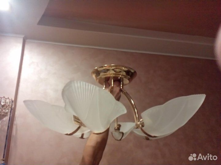 Люстра для спальни/кухни/зала. Универсальная