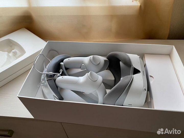 Шлем vr pico 4 128gb