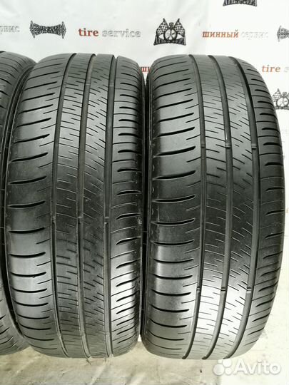 Dunlop Enasave RV505 215/55 R17