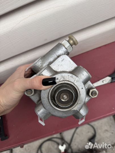 Кран управления тормозов