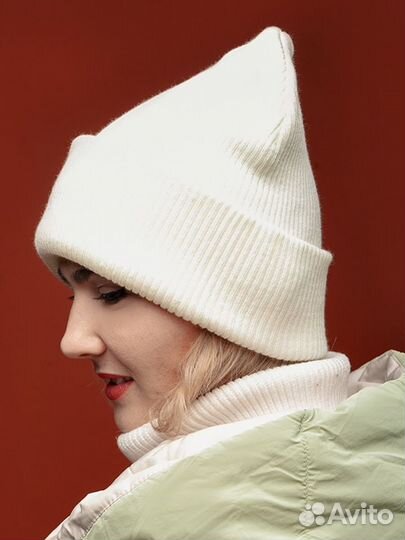 Шапка бини женская белая