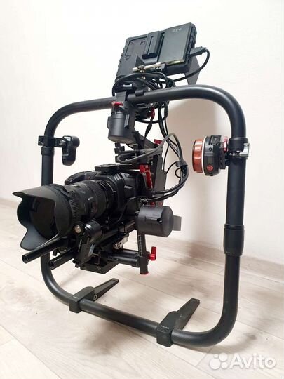 Камера bmpcc4K и навесное