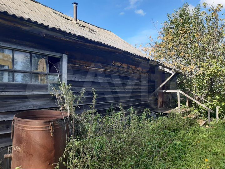 Дом 27,6 м² на участке 13 сот.