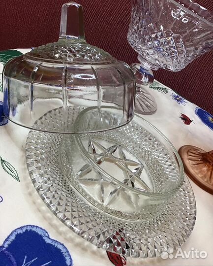 Вазочки на ножке и масленка