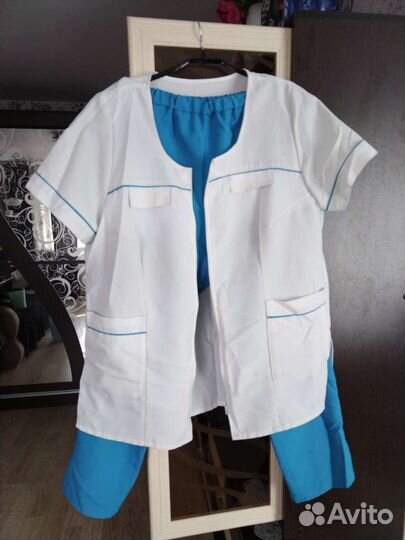 Медицинский костюм