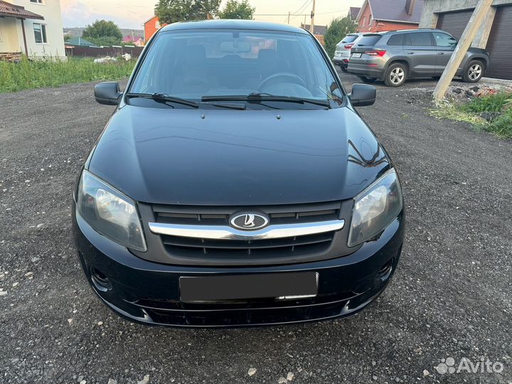 LADA Granta 1.6 МТ, 2012, 178 000 км