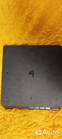 Игровая консоль PS4 slim