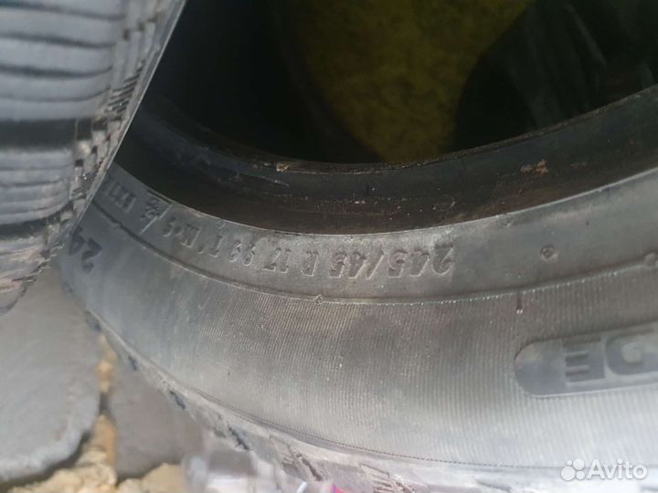 Continental ContiIceContact 245/45 R17