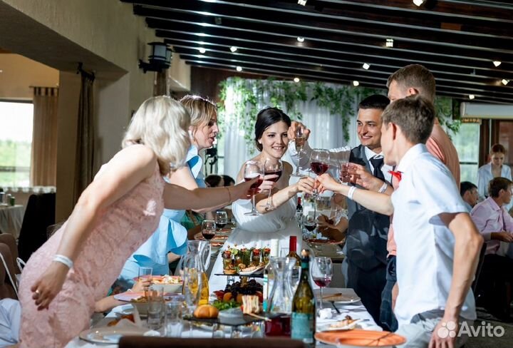 Ведущая, тамада на свадьбы, юбилеи, корпоративы