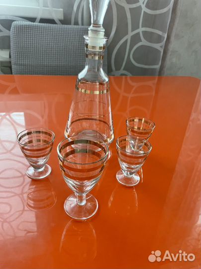 Графин и рюмки СССР