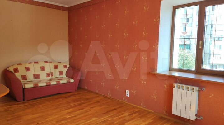 2-к. квартира, 60 м², 4/10 эт.