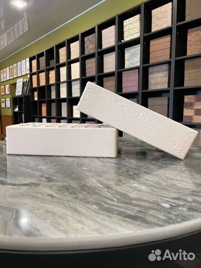 Кирпич керамический лицевой белый завода жкз