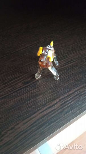 Собака стеклянная