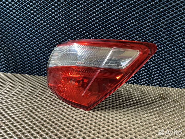 Фонарь правый Nissan Qashqai J10 рестайлинг