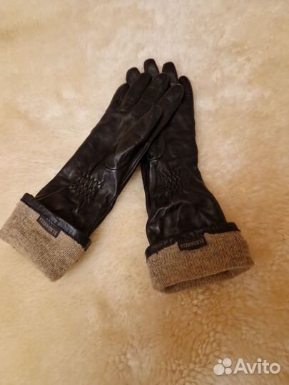 Перчатки женские кожаные Eleganzza