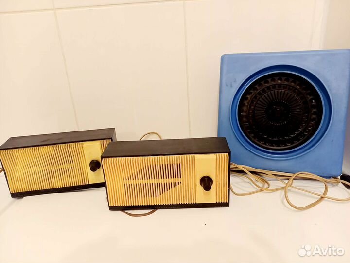Громкоговорители СССР и приёмник трехпрограмный