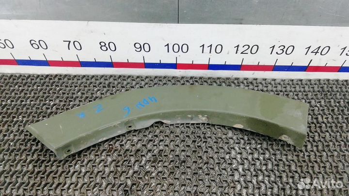Молдинг заднего крыла правого Mitsubishi Montero/P