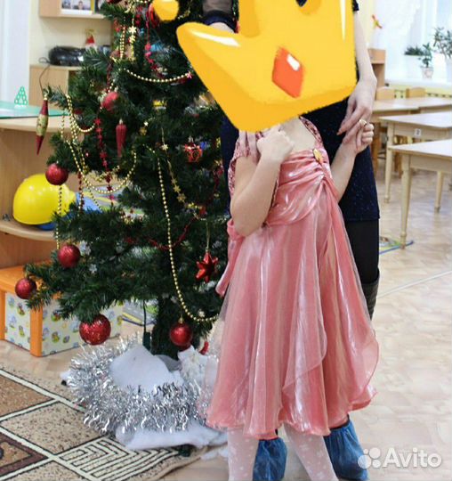 Платье праздничное