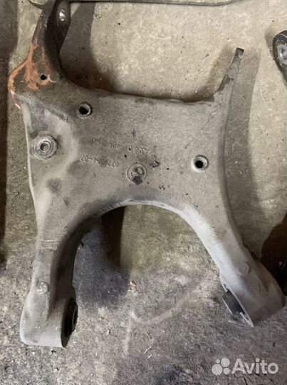 Рычаги задние-н образные bmw e70