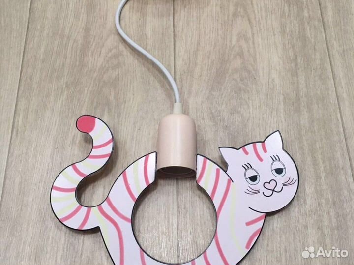 Светильник потолочный