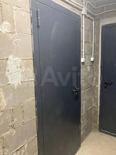 Машиноместо, 10 м²