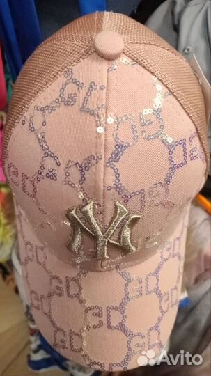 Кепки и бейсболки