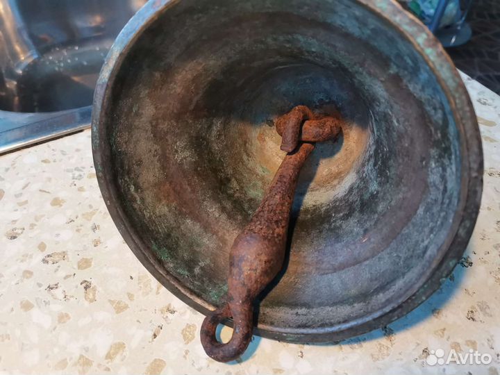 Поддужный колокольчик, рында, колокол царский