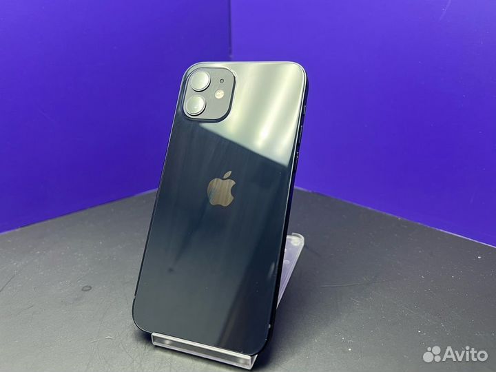 iPhone 12, 64 ГБ
