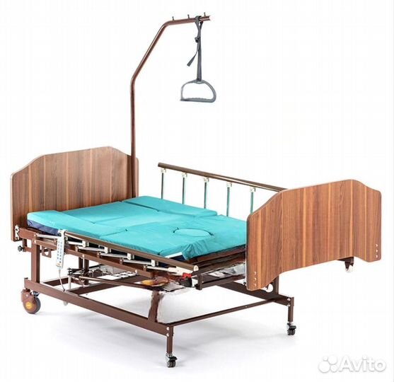 Медицинская кровать для лежачих больных