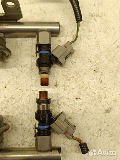 Форсунка топливная Subaru Impreza GH2 EL154