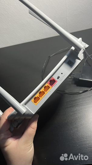 Двухдиапазонный гигабитный WiFi роутер AC1200