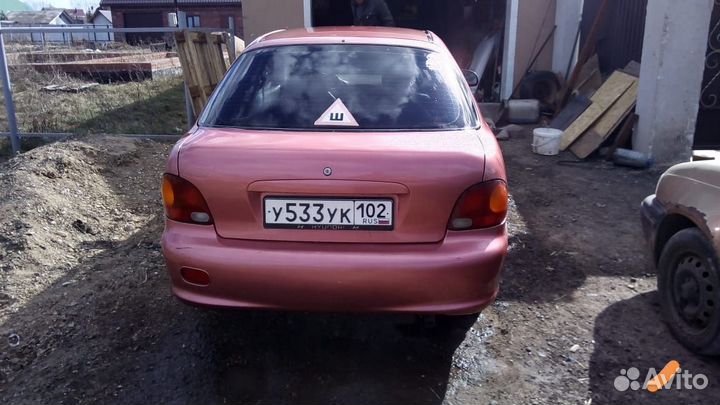 В разборе Хендай Акцент, 1995, хетчбек, дв.1.3, ме